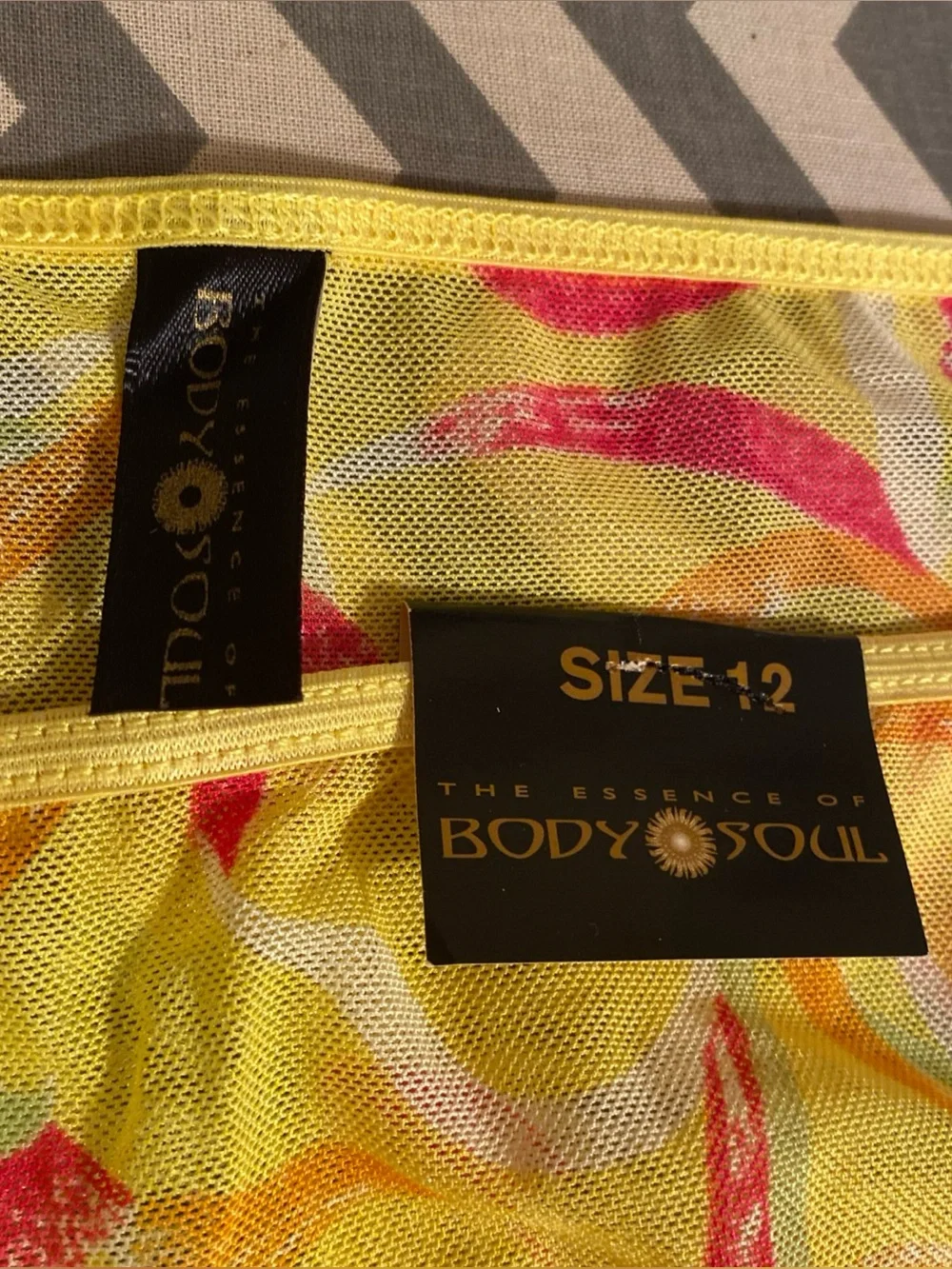 Essence Of Body Soul NWT Wom 12 Sheer Colorful Panties Dual Side String Bikini